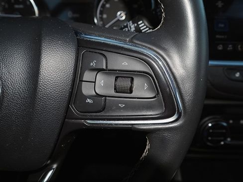 Certified 2022 Buick Encore GX Essence w/ Experience Buick Package image 36