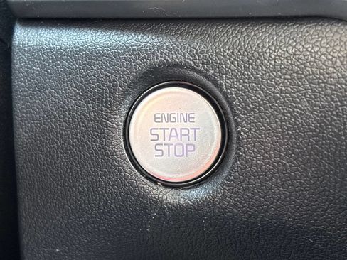 Used 2025 Kia Sorento EX w/ Panoramic Sunroof Package FWD image 26