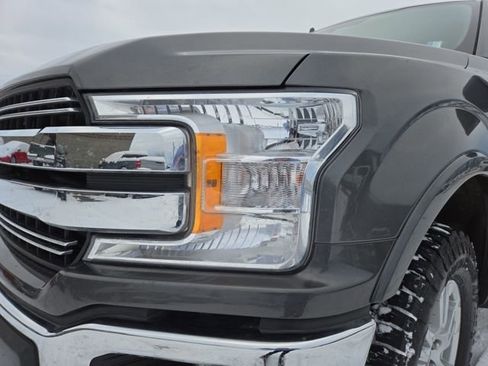 Used 2018 Ford F150 Lariat w/ Trailer Tow Package image 7