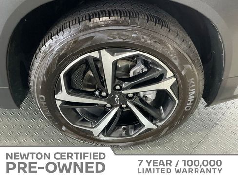 Used 2023 Chevrolet TrailBlazer RS w/ Sun and Liftgate Package FWD image 56