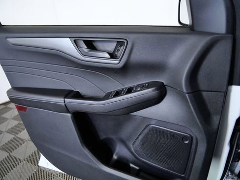 Certified 2025 Ford Escape Active AWD/4WD image 26