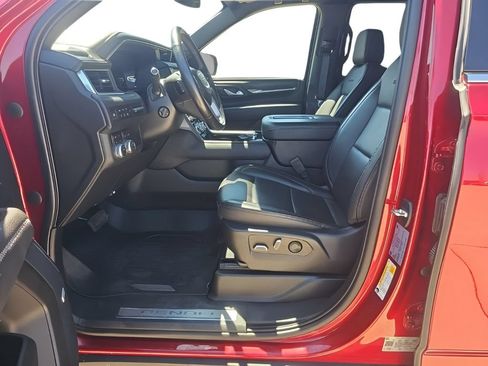 Used 2022 GMC Yukon Denali AWD/4WD image 9