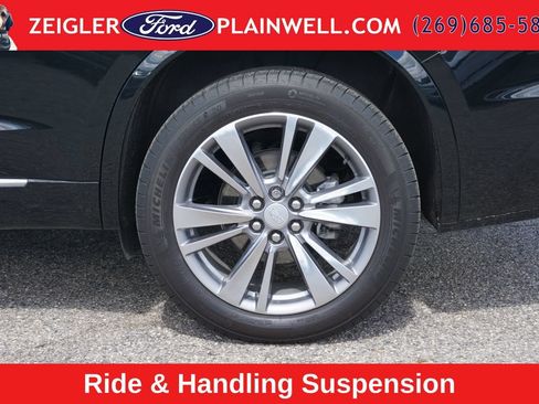 Used 2024 Cadillac XT6 Premium Luxury w/ LPO, Floor Liner Package AWD/4WD image 9
