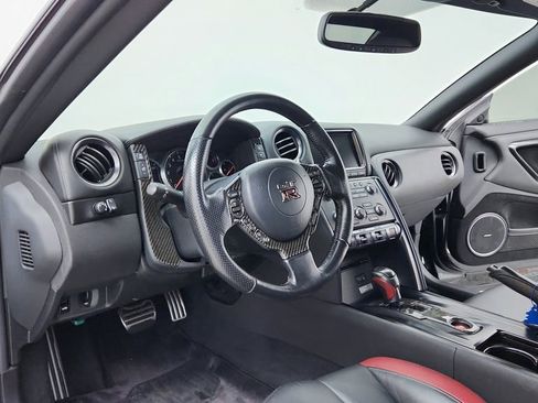 Used 2012 Nissan GT-R Black Edition image 18
