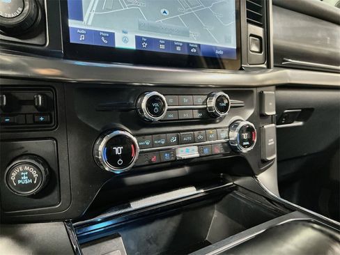 Used 2021 Ford F150 Lariat image 33