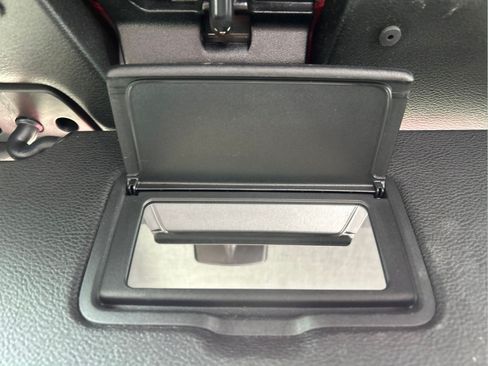 Certified 2020 Jeep Wrangler Sport AWD/4WD image 33