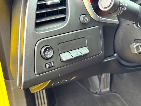 Used 2014 Chevrolet Corvette Z51 3LT w/ 3LT Preferred Equipment Group image 18