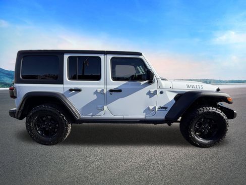 Certified 2024 Jeep Wrangler Unlimited AWD/4WD image 12