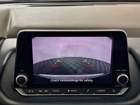 Used 2023 Nissan Rogue SV AWD/4WD image 22