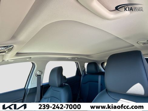 New 2026 Kia Sportage EX w/ EX Panorama Roof Package image 24