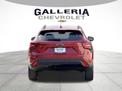 New 2026 Chevrolet Trax RS w/ Sunroof Package image 6