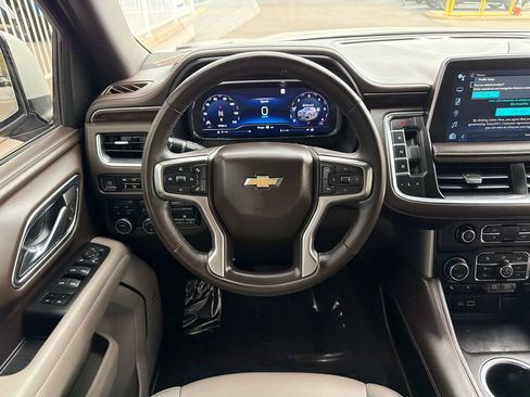 Used 2023 Chevrolet Tahoe LT w/ LT Signature Package image 13