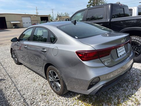 Used 2024 Kia Forte LXS FWD image 5
