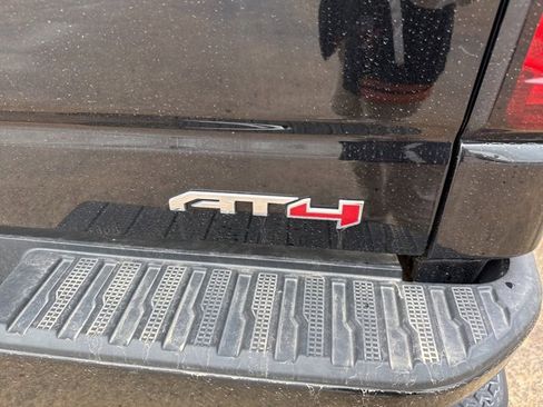 Used 2021 GMC Sierra 1500 AT4 w/ AT4 Value Package image 6