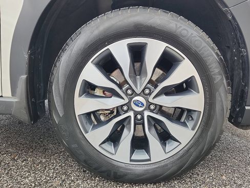 Certified 2023 Subaru Outback Touring XT AWD/4WD image 9