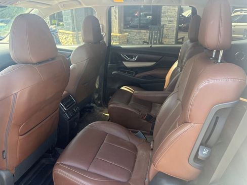 Used 2019 Subaru Ascent Touring AWD/4WD image 7