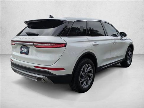 Used 2024 Lincoln Corsair FWD image 5