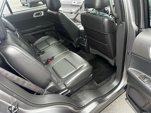 Used 2014 Ford Explorer Limited w/ Equipment Group 302A image 11