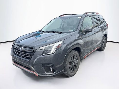 Used 2023 Subaru Forester Sport image 2