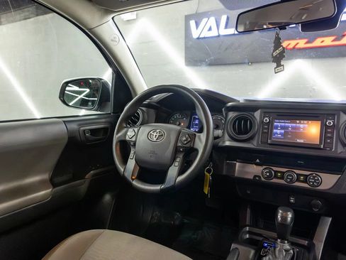 Used 2019 Toyota Tacoma SR w/ SR Convenience Package RWD image 27