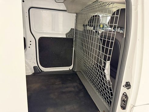 Used 2017 Chevrolet City Express LS image 28