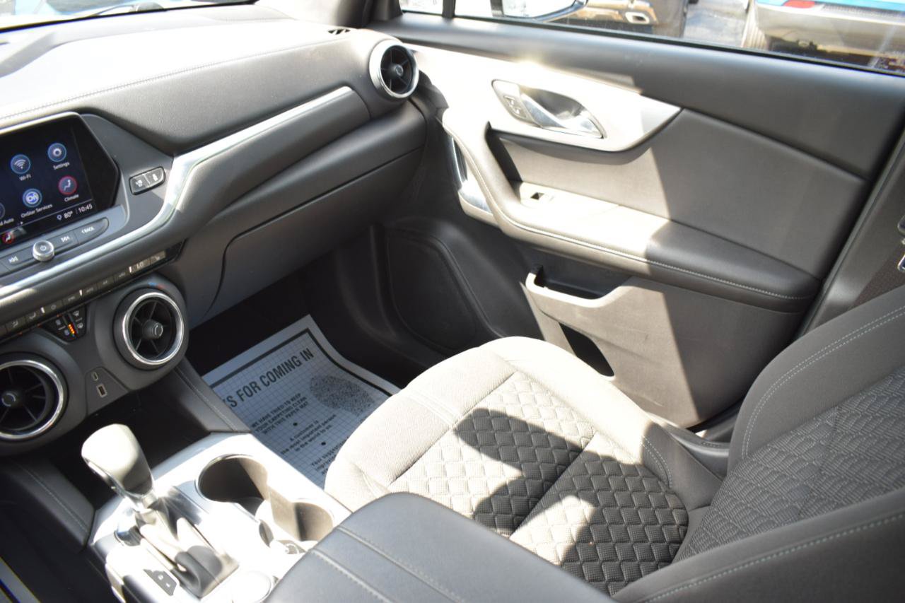 Used 2021 Chevrolet Blazer LT FWD image 15
