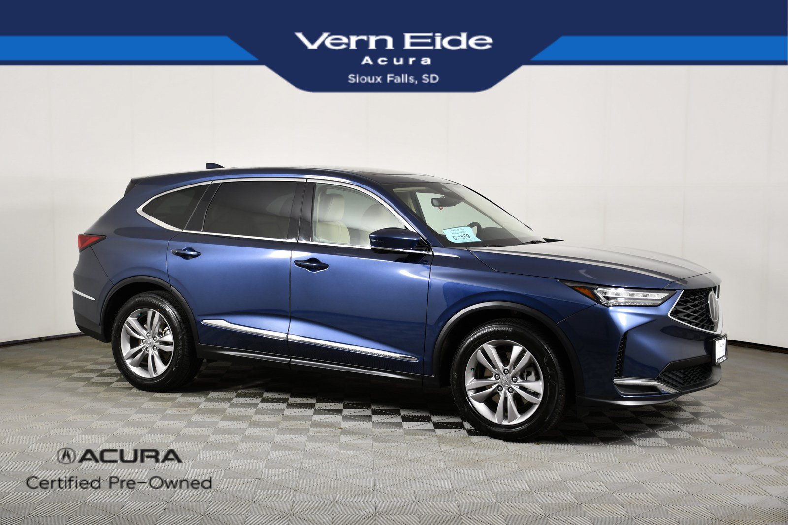 Used 2025 Acura MDX SH-AWD image 1