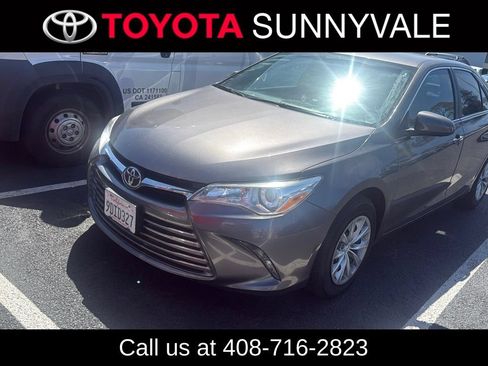 Certified 2017 Toyota Camry LE FWD image 1