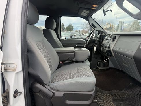 Used 2013 Ford F350 XLT w/ XLT Interior Pkg image 10