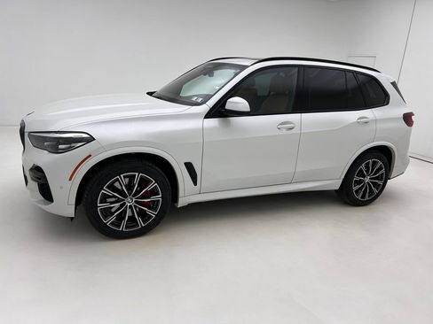 Used 2022 BMW X5 xDrive40i w/ M Sport Package image 5
