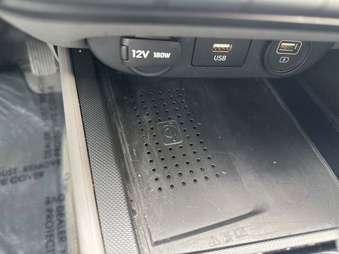 Used 2023 Hyundai Elantra SEL w/ Convenience Package image 36