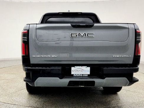 Used 2025 GMC Sierra EV Denali image 6