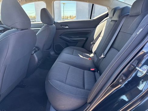 Used 2022 Nissan Altima 2.5 SV image 23