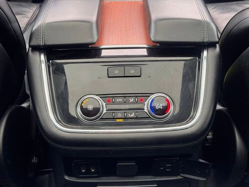 Used 2019 Lincoln Navigator L Reserve image 30