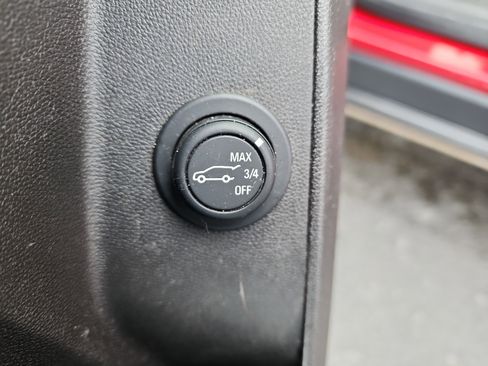 Used 2019 Chevrolet Equinox LT image 13