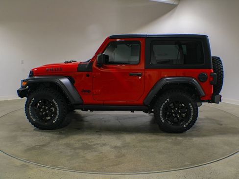 Used 2022 Jeep Wrangler Sport AWD/4WD image 4
