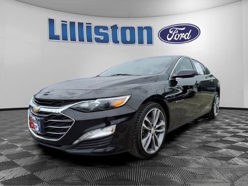 Used 2023 Chevrolet Malibu LT image 3
