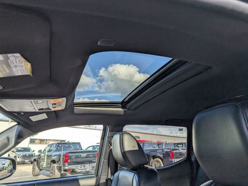 Certified 2022 Toyota Tacoma Limited AWD/4WD image 21