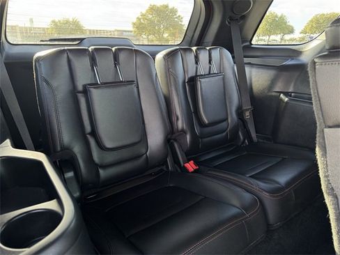 Used 2016 Ford Explorer Sport image 29