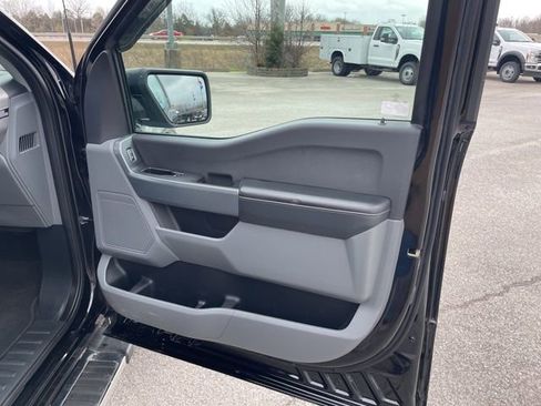 Used 2023 Ford F150 XLT w/ XTR Package image 52