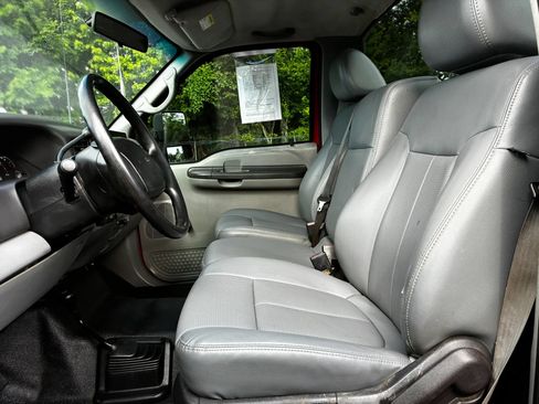 Used 2002 Ford F250 4x4 Regular Cab Super Duty image 18