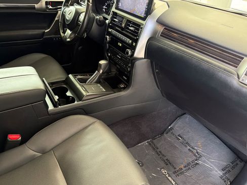 Certified 2022 Lexus GX 460 Premium w/ Premium Plus Package AWD/4WD image 17