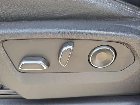 Used 2025 GMC Sierra 1500 Denali w/ Technology Package image 15