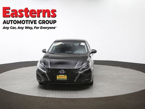 Used 2025 Nissan Altima 2.5 SV image 52