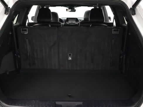 Used 2022 Toyota Highlander XSE FWD image 22
