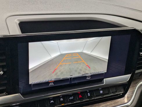 Used 2023 GMC Sierra 1500 Elevation w/ LPO, Elevation Black Package image 28