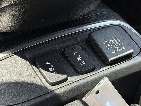 Used 2016 Honda CR-V Touring image 16