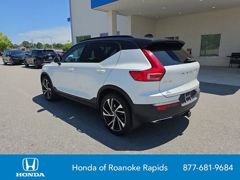 Used 2020 Volvo XC40 T4 R-Design w/ Protection Package Premier FWD image 3