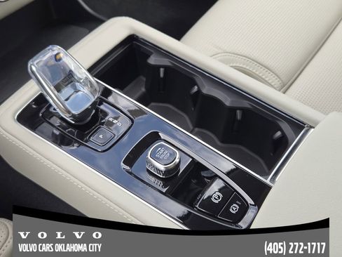 New 2026 Volvo XC90 T8 Ultra w/ Lounge Package AWD/4WD image 19