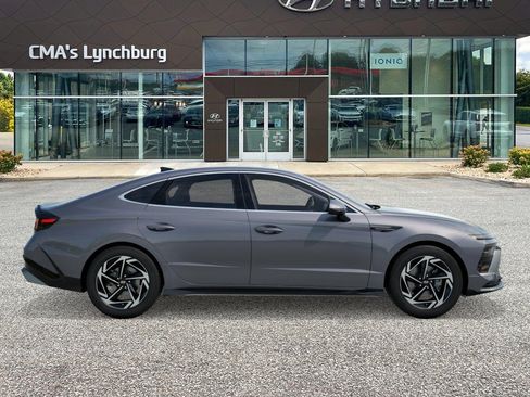 New 2026 Hyundai Sonata SEL FWD image 7